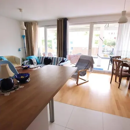 Deanna Luxury With Rooftop Terrace Apartment